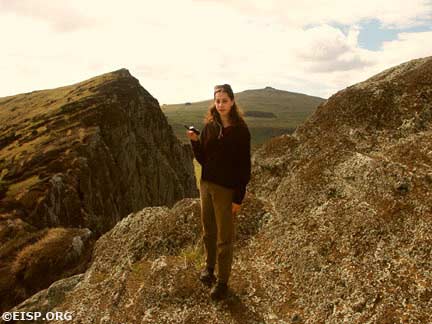 Alana Perlin in the field. © EISP 2003.