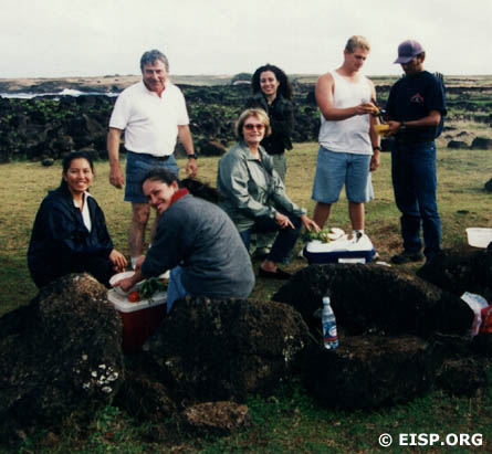 The EISP crew relax at a BBQ near the Tonagriki coast.