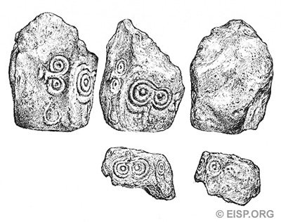 Detail of Makemake petroglyphs on basalt "pillar" drawn by Cristiàn Arèvalo Pakarati in 2006 © JVT/EISP.