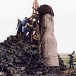 Rafael Rapu (right) supervising the raising of our replica statue on the ahu he built at Rano Raraku. ©1998 EISP/JVT/Photo: J. Van Tilburg.